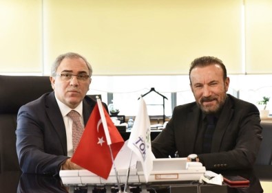 İzmit Belediyesi İle TOKİ Arasında Sözleşme İmzalandı