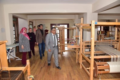 Başkan Yağcı'dan Osmanlı Kültür Ve El Sanatları Merkezine Ziyaret