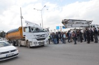 Batman'da Beton Aracına Çarpan Tır Sürücüsü Ağır Yaralandı