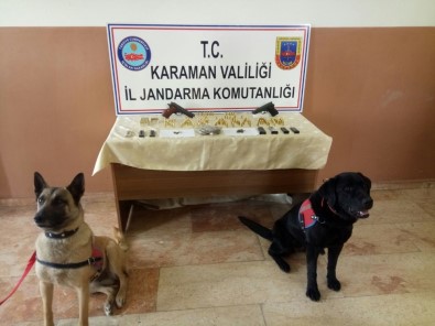 Karaman'da Ruhsatsız Tabanca Ve Esrar Operasyonu