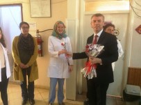 TıP BAYRAMı - Kaymakam Sırmalı 14 Mart Tıp Bayramını Kutladı
