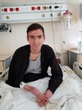 DICLE ÜNIVERSITESI - Kelebek Hastası Gencin Elleri Açıldı