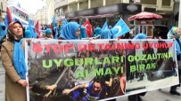 BEYIN YıKAMA - Beyoğlu'nda 700 Kişi  Doğu Türkistan İçin Yürüdü