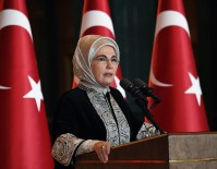 AYŞENUR BAHÇEKAPıLı - Emine Erdoğan'dan Kadınlara Davet