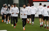 EREN DERDIYOK - Galatasaray, Fenerbahçe Derbisi Hazırlıklarını Sürdürdü