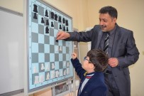 ŞEHITKAMIL BELEDIYESI - Şehitkamil'de 3 Bin Kişi Satrançla Tanıştı