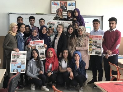 Siverek'te Lise Öğrencileri İngilizce Gazete Çıkardı