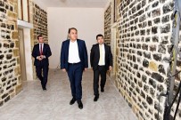 ERTUĞRUL AVCI - Vali Tekinarslan Restore Edilen Eski Okul Binasını İnceleri