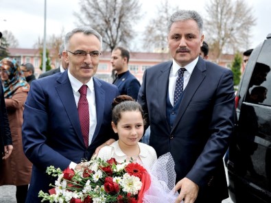 Bakan Ağbal, Malatya Büyükşehir Belediye Başkanı Çakır'ı Ziyaret Etti
