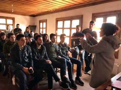 Buldan'daki Tarihi Beyler Konağı'nda İlk Ders Yapıldı