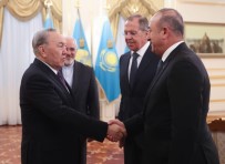 KAZAKISTAN CUMHURBAŞKANı - Dışişleri Bakanı Çavuşoğlu, Kazakistan Cumhurbaşkanı Nazarbayev İle Görüştü