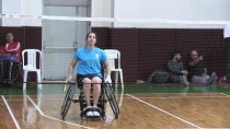 MERKEZ HAKEM KURULU - Engelliler Badminton Türkiye Şampiyonası