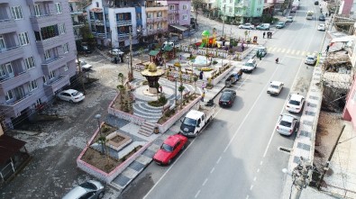 Eski Belediye Başkanı Adına Yapılan Meydan Yenilendi
