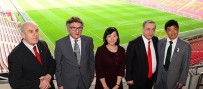 YUTO NAGATOMO - Japon Büyükelçiden Galatasaray'a Ziyaret