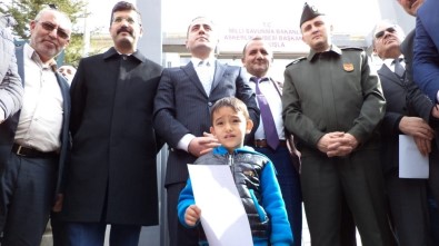 Sivas'ta Vatandaşlardan Gönüllü Askerlik Başvurusu