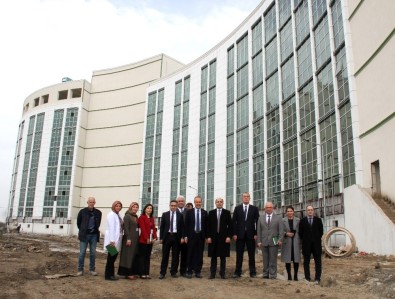 Yeni Çarşamba Devlet Hastanesi İnşaatı 6 Ay İçinde Tamamlanacak