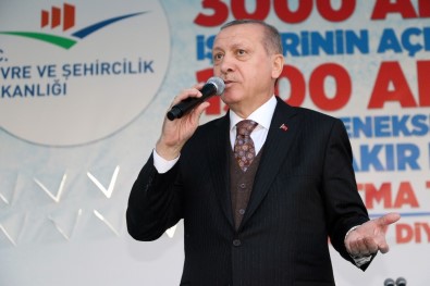 Cumhurbaşkanı Erdoğan, Sur'da Temel Atma Törenine Katıldı