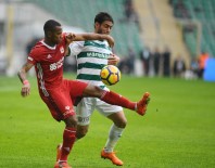 PABLO BATALLA - Spor Toto Süper Lig Açıklaması Bursaspor Açıklaması 0 - Demir Grup Sivasspor Açıklaması 0 (İlk Yarı)