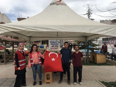 Afyonkarahisar'da Öğrencilerden Kan Bağışına Destek