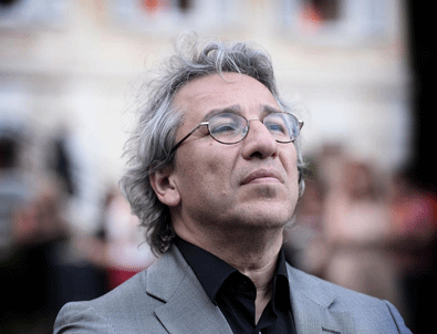 Afrin'in ele geçirilmesi Can Dündar'ın zoruna gitti