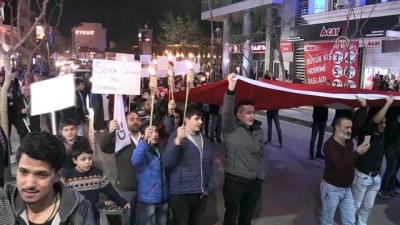 Elazığ'da Meşaleli Yürüyüş