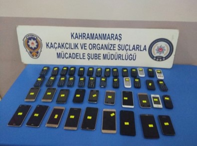 Kahramanmaraş'ta 45 Adet Kaçak Cep Telefonu Ele Geçirildi