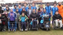 DUMLUPıNAR ÜNIVERSITESI - Kütahyaspor'a Engelli Vatandaşlardan Destek