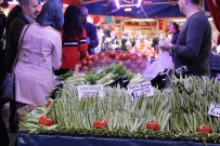 TAZE FASULYE - Taze Fasulye Ve Sivri Biber Etle Yarışıyor