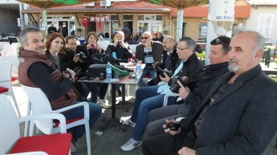 Burhaniye'de Amatör Fotoğrafçılar Sahaya Çıktı