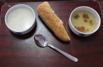 BUĞDAY ÇORBASI - Öğrencilerin Menüsü Yağlı Buğday Çorbası Ve Üzüm Hoşafı