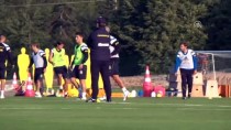 ROBERTO CARLOS - Robinho'nun Türkiye Referansı; Alex Ve Roberto Carlos