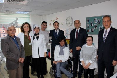 Samsun Diş Hastanesinden Türkiye'de Bir İlk