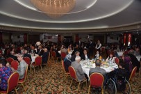 ÇANAKKALE ZAFERI - Şehit Yakınları Ve Gaziler Onuruna Akşam Yemeği