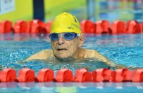 DÜNYA REKORU - 99 Yaşındaki Avustralyalı Yüzücü Rekor Kırdı