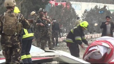 Afganistan'da İntihar Saldırısı Açıklaması 1 Ölü