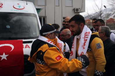 Bitlis'ten Afrin'e Sağlık Personeli