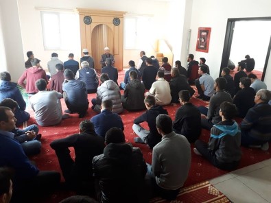 Isparta KYK'da Afrin'deki Mehmetçik Ve Şehitler İçin Dua