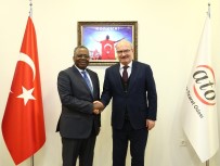 KONGO CUMHURİYETİ - Kongo Cumhuriyeti Büyükelçisi ATO Başkanı Baran'ı Ziyaret Etti