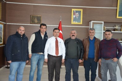 Köşk Belediyesi Şehirler İçin Deve Güreşlerini İptal Etti