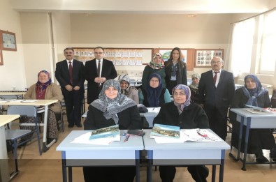 Turhal'da Okur-Yazar Seferberliği Kapsamında 38 Kurs Açıldı
