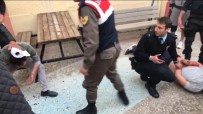 Polisin İkna Etmeye Çalıştığı Genç, Av Tüfeğiyle Ortalığı Birbirine Kattı