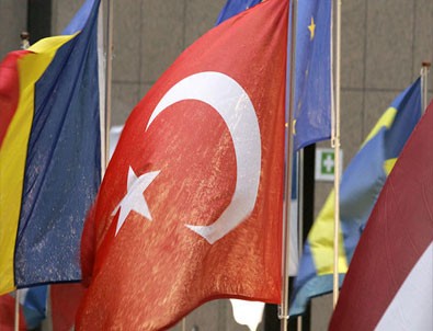 Türkçe artık AKPM’de ‘çalışma dili’ olmayacak