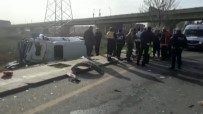 HAFRİYAT KAMYONU - Yolcu Minibüsü Kaza Yaptı Açıklaması 15 Yaralı