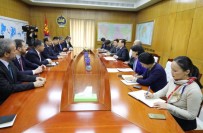 MOĞOLISTAN - Başbakan Yardımcısı Çavuşoğlu Moğolistan'da Mevkidaşı Enkhtuvshin İle Görüştü