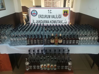 Erzurum'da 300 Şişe Kaçak İçki Ele Geçirildi