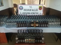 ALKOLLÜ İÇKİ - Erzurum'da 300 Şişe Kaçak İçki Ele Geçirildi