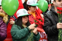 FARKINDALIK GÜNÜ - Gaziosmanpaşa'da Down Sendromlu Çocuklar Yürüyüş Yaptı