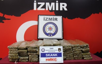 İzmir'de 22 Zehir Taciri Tutuklandı