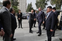 ABDÜLHAMİT GÜL - Adalet Bakanı Gül, Vali Demirtaş'ı Ziyaret Etti