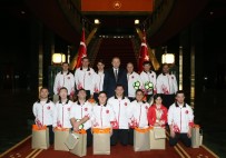 HAMZA YERLİKAYA - Cumhurbaşkanı Erdoğan Down Sendromlu Sporcuları Kabul Etti